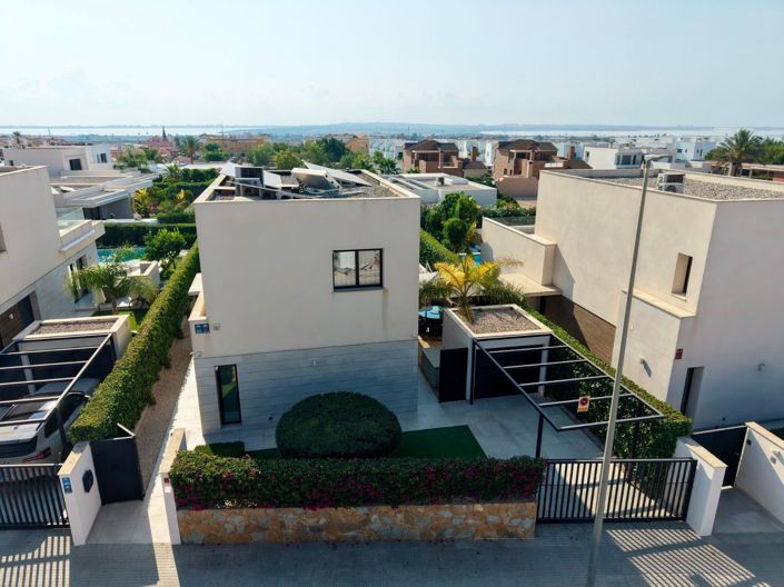 Image No.49-4 Bed Villa for sale