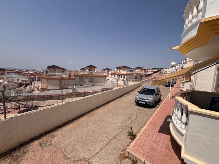 Image No.16-2 Bed Property for sale