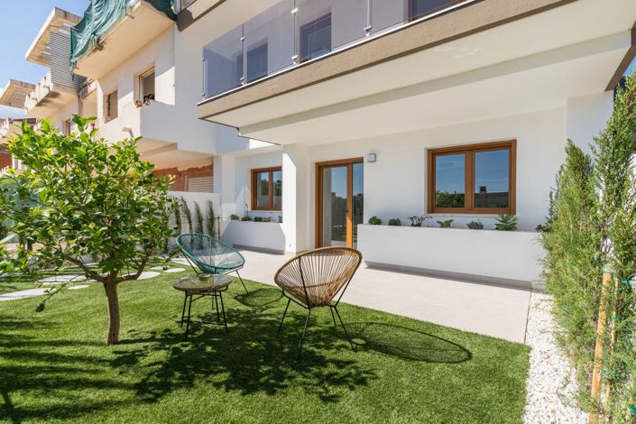 Image No.3-4 Bed Villa for sale