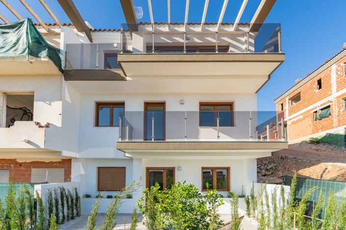 Image No.6-4 Bed Villa for sale