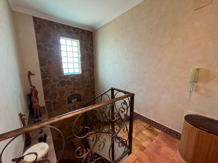 Image No.32-6 Bed Villa for sale