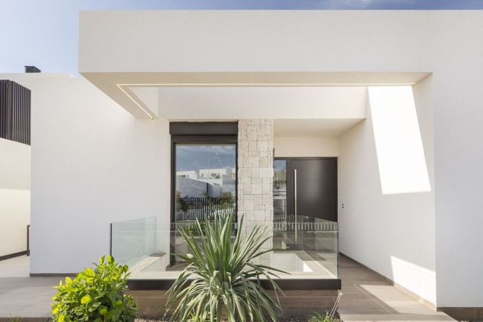 Image No.17-3 Bed Villa for sale