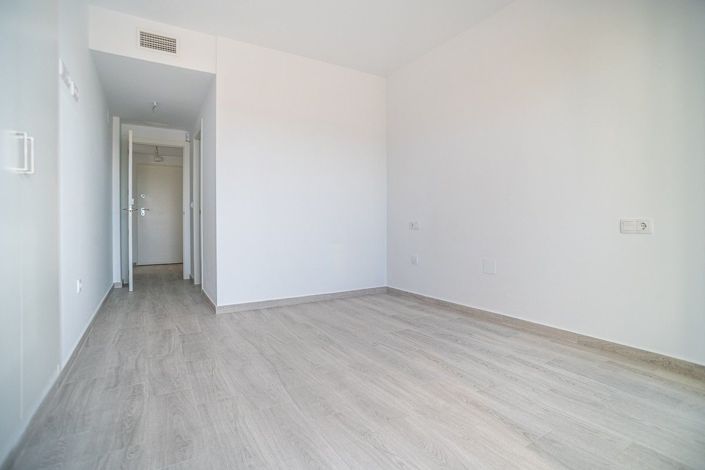 Image No.16-3 Bed Apartment for sale