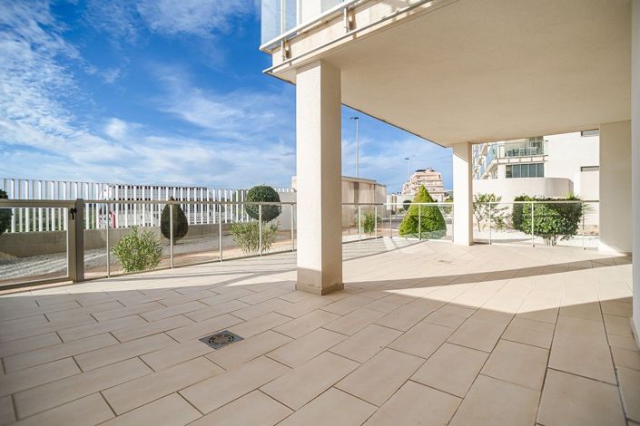 Image No.23-3 Bed Apartment for sale