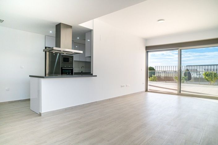 Image No.7-3 Bed Apartment for sale