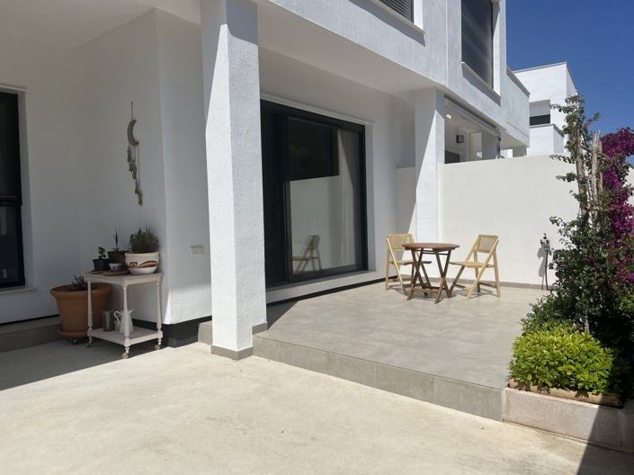 Image No.12-3 Bed Apartment for sale