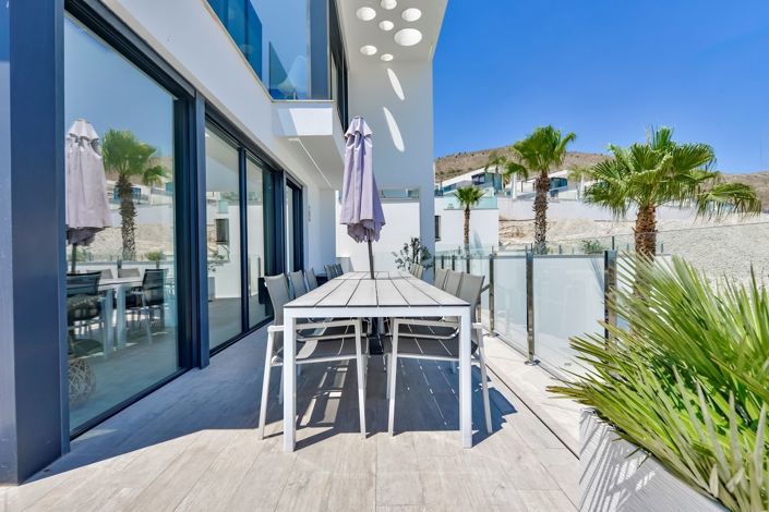 Image No.23-5 Bed Villa for sale