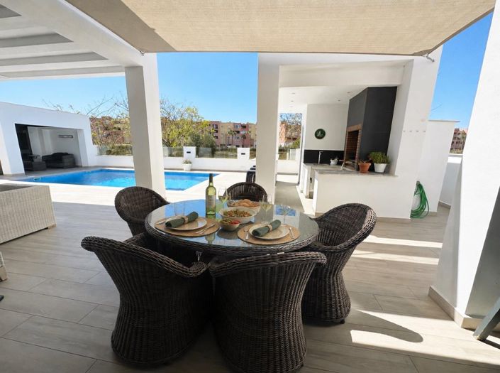 Image No.5-5 Bed Villa for sale