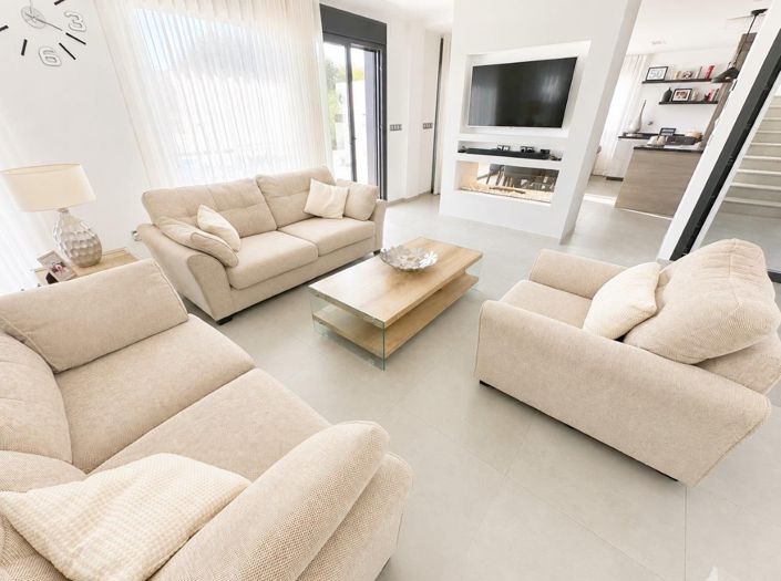 Image No.6-5 Bed Villa for sale