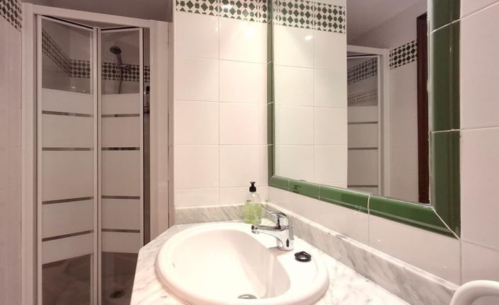 Image No.22-2 Bed Apartment for sale