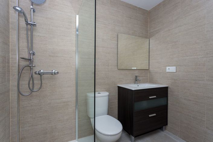 Image No.30-3 Bed House for sale