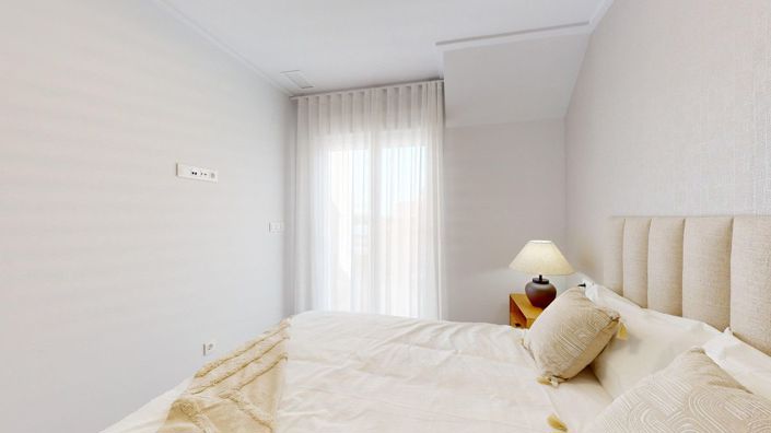 Image No.33-3 Bed Apartment for sale