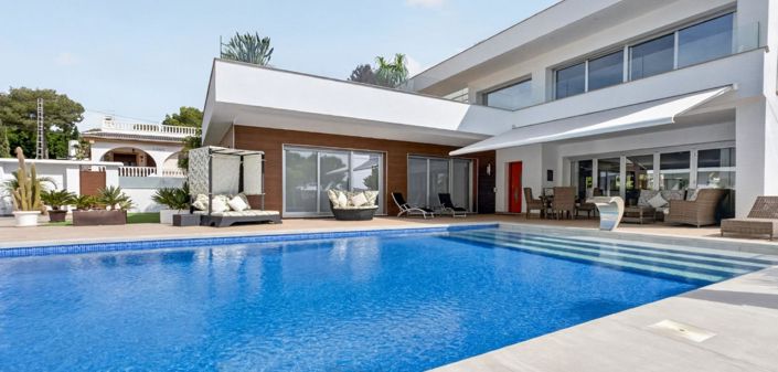 Image No.19-4 Bed Villa for sale