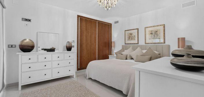 Image No.46-4 Bed Villa for sale