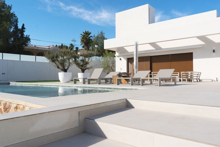 Image No.37-4 Bed Villa for sale