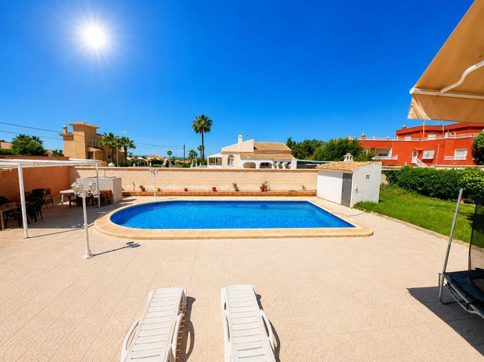 Image No.20-5 Bed Villa for sale