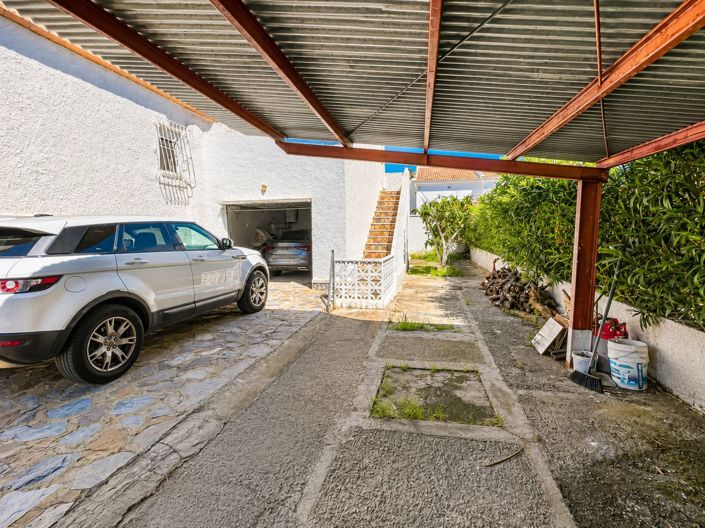 Image No.26-5 Bed Villa for sale