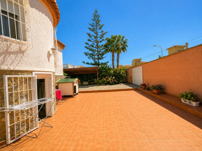 Image No.32-5 Bed Villa for sale