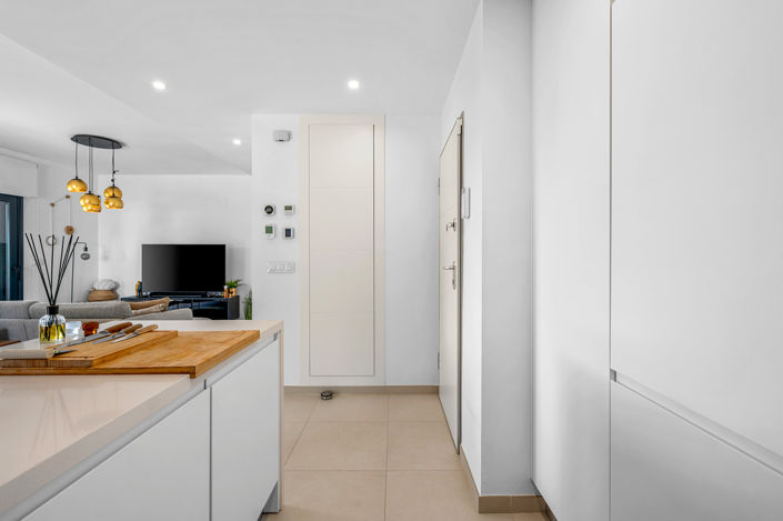 Image No.15-3 Bed Apartment for sale