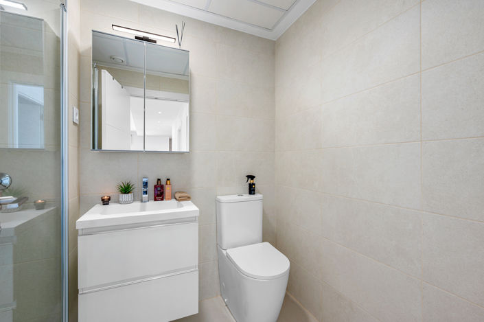 Image No.21-3 Bed Apartment for sale