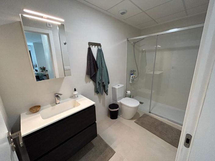 Image No.6-3 Bed Apartment for sale
