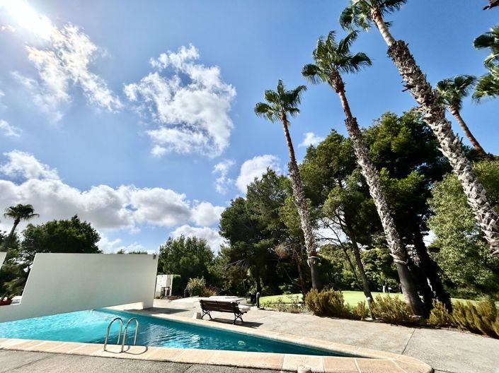 Image No.36-3 Bed Villa for sale