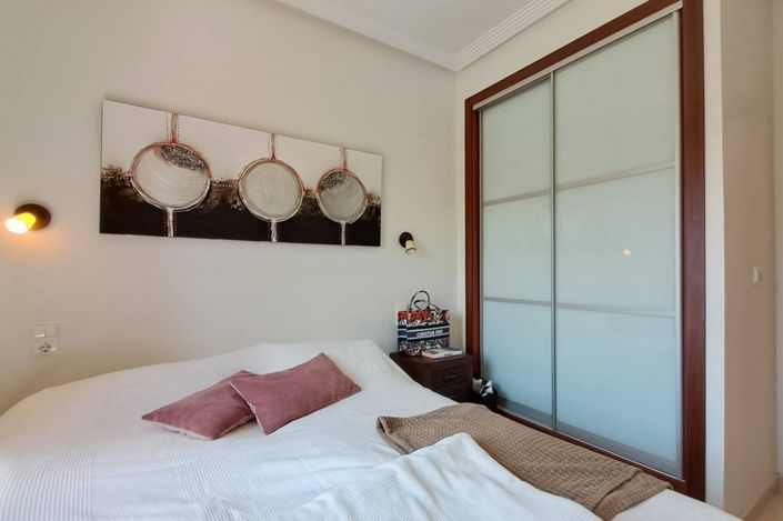 Image No.16-2 Bed Apartment for sale