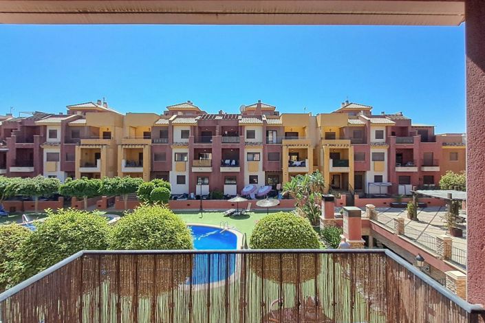 Image No.20-2 Bed Apartment for sale