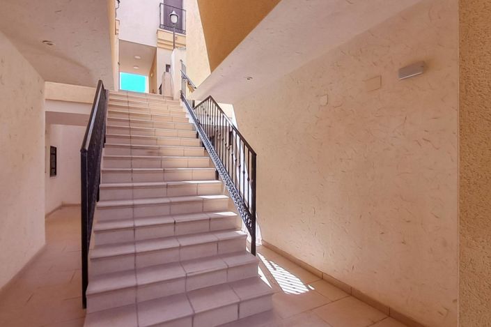 Image No.25-2 Bed Apartment for sale
