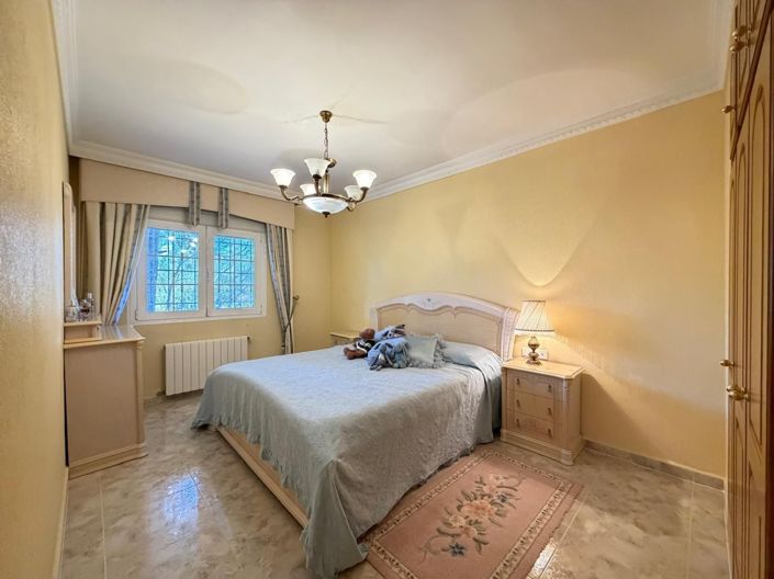 Image No.30-6 Bed Villa for sale