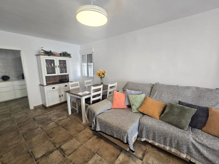 Image No.16-3 Bed House for sale
