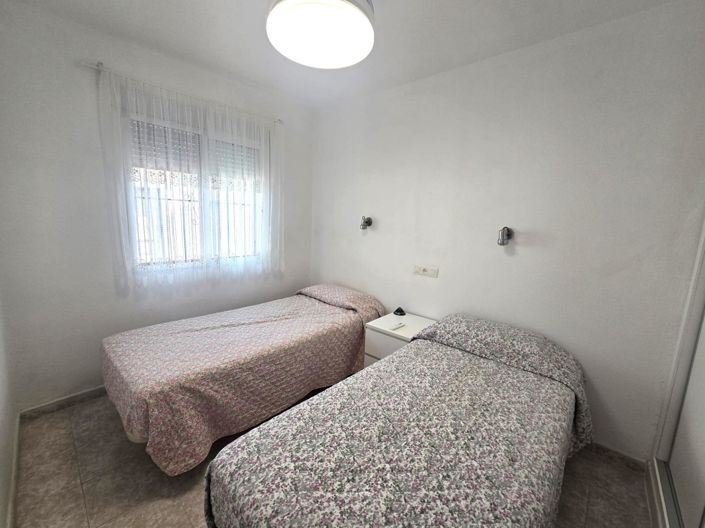Image No.19-3 Bed House for sale