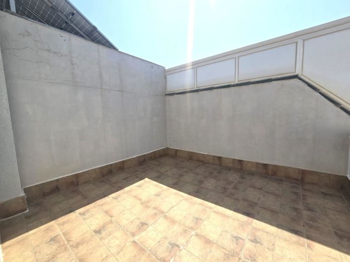 Image No.43-3 Bed House for sale
