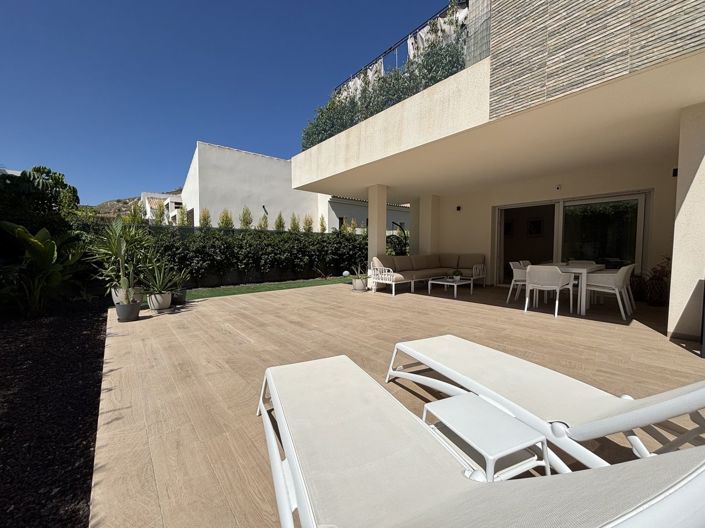 Image No.34-3 Bed Apartment for sale