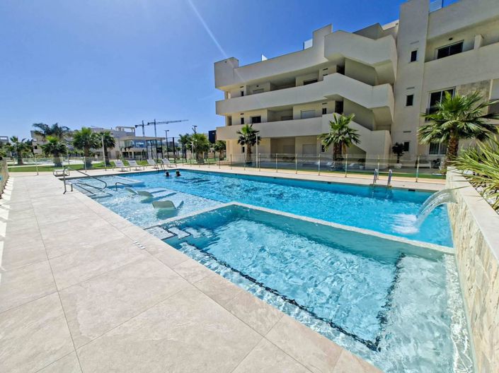 Image No.45-2 Bed Apartment for sale