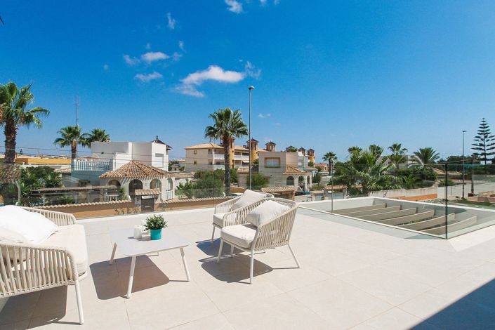 Image No.31-3 Bed Villa for sale