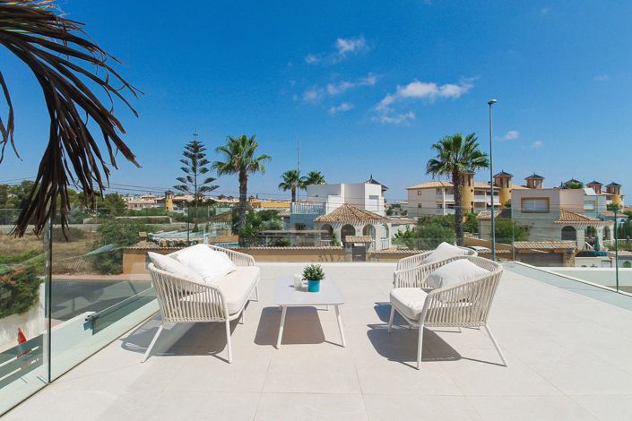 Image No.32-3 Bed Villa for sale