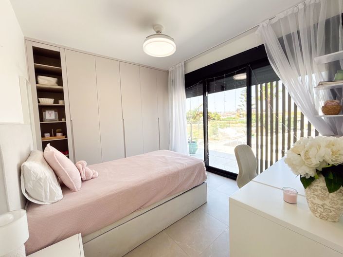 Image No.37-3 Bed Villa for sale