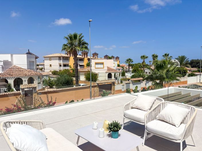 Image No.41-3 Bed Villa for sale