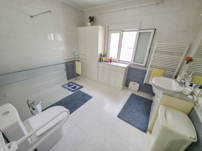 Image No.16-3 Bed Villa for sale