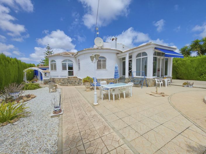 Image No.3-3 Bed Villa for sale