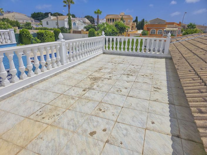 Image No.42-3 Bed Villa for sale