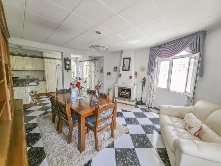 Image No.8-3 Bed Villa for sale