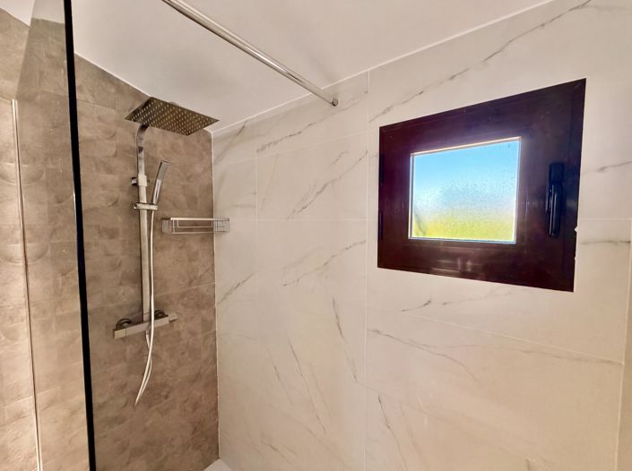 Image No.24-3 Bed Penthouse for sale