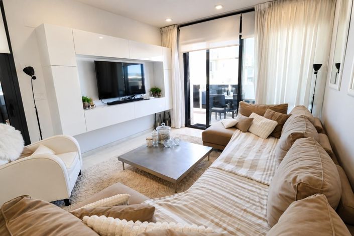 Image No.18-3 Bed Apartment for sale