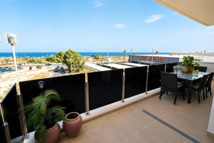 Image No.3-3 Bed Apartment for sale