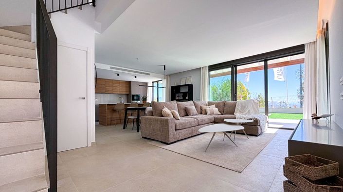 Image No.37-3 Bed Villa for sale