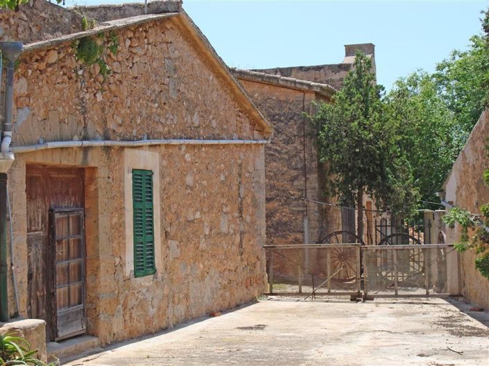 Image No.5-5 Bed Country House for sale