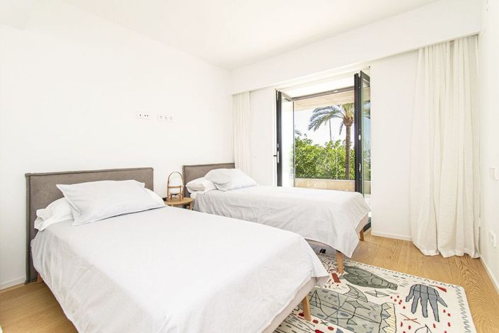 Image No.28-2 Bed Apartment for sale
