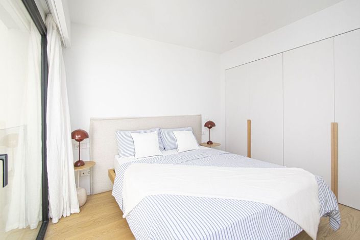 Image No.34-2 Bed Apartment for sale